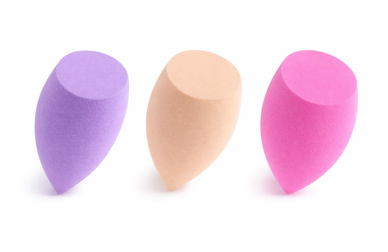 ARIAS Soft Flat-Edge Makeup Sponge